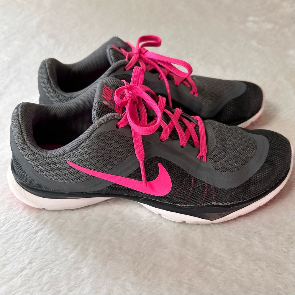 Nike Training Flex TR 6 Women's Sneakers Size 6 Gray Pink Running Athletic
